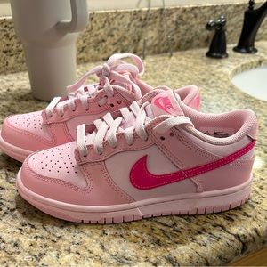 Size 3.5 girls Nike dunks. Only worn around house once. Paid $325